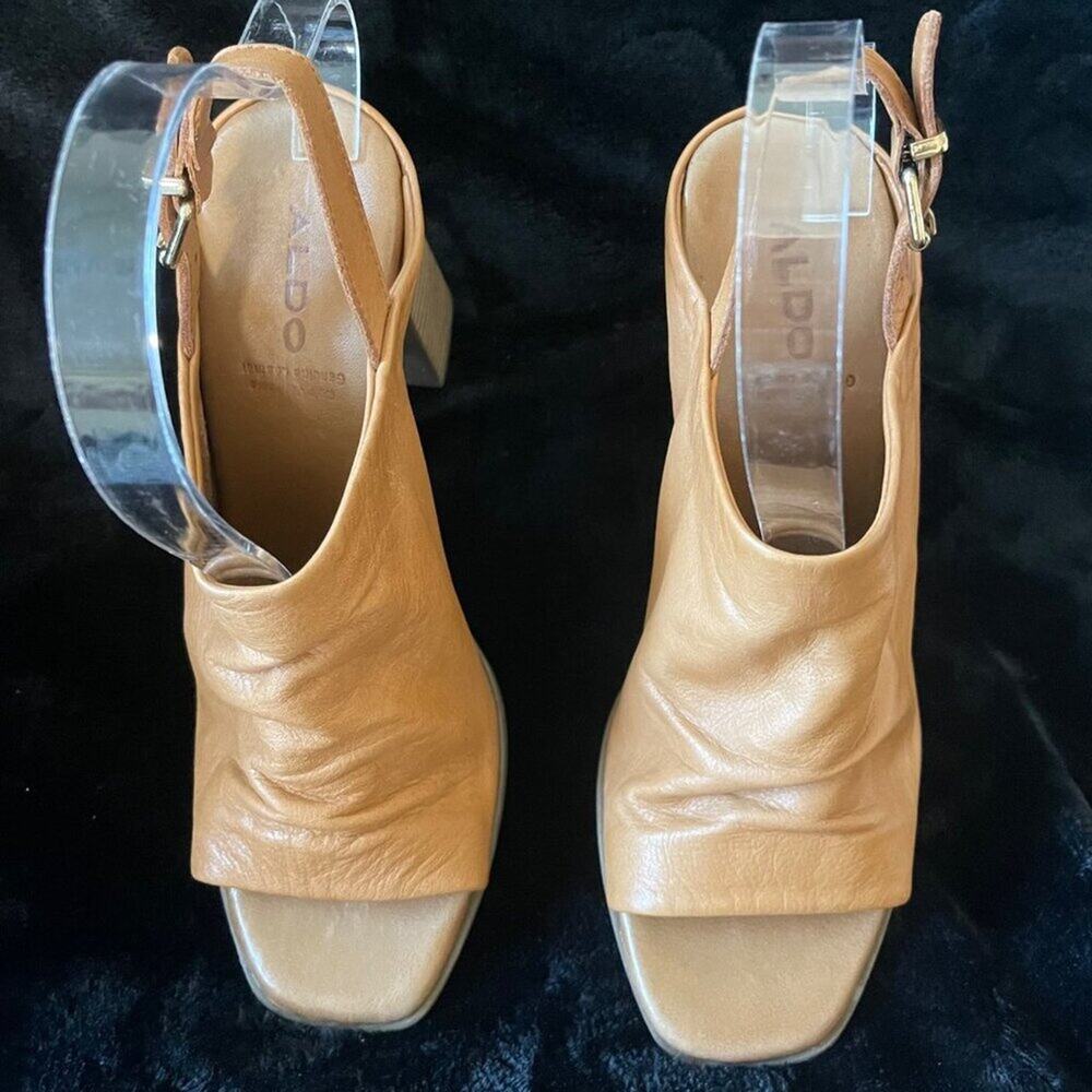 Aldo Camel Leather Heeled Sandals Women’s Size 6.5 Peep Toe Slingback Block Heel
